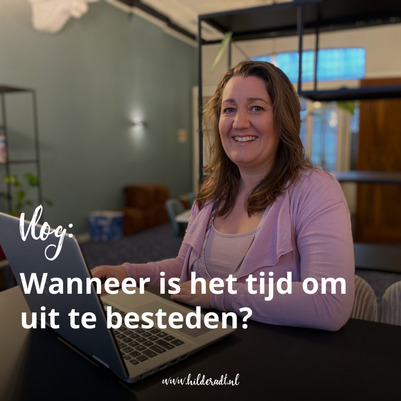 Vlog: Wanneer is het tijd om uit te besteden?